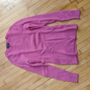 Saks Fifth Ave pink cashmere sweater